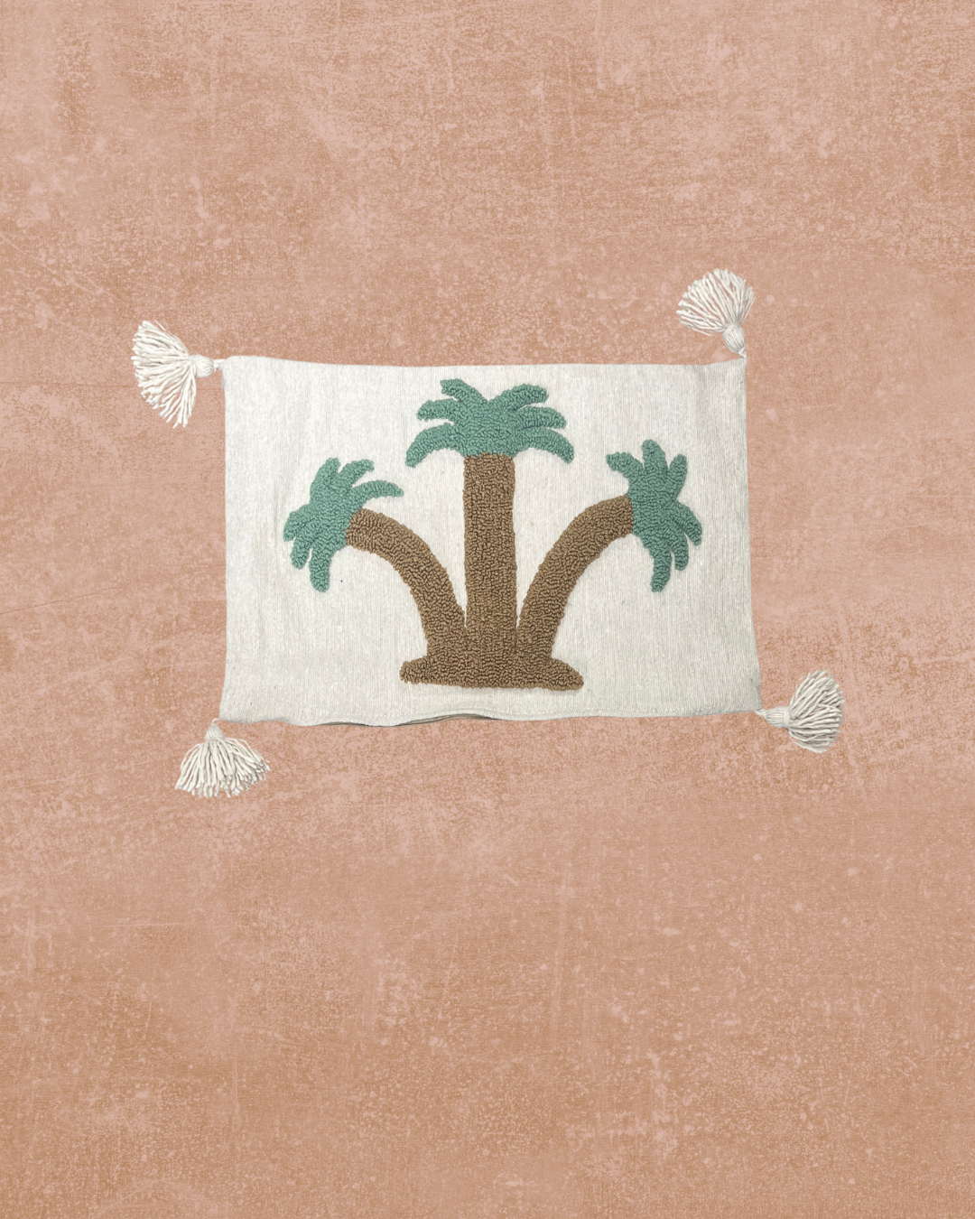 Beige putetrekk med palme motiv