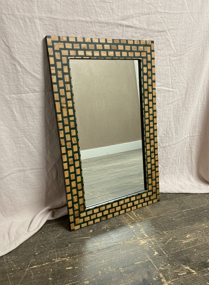 Valnøtt og grønt harpiks speil