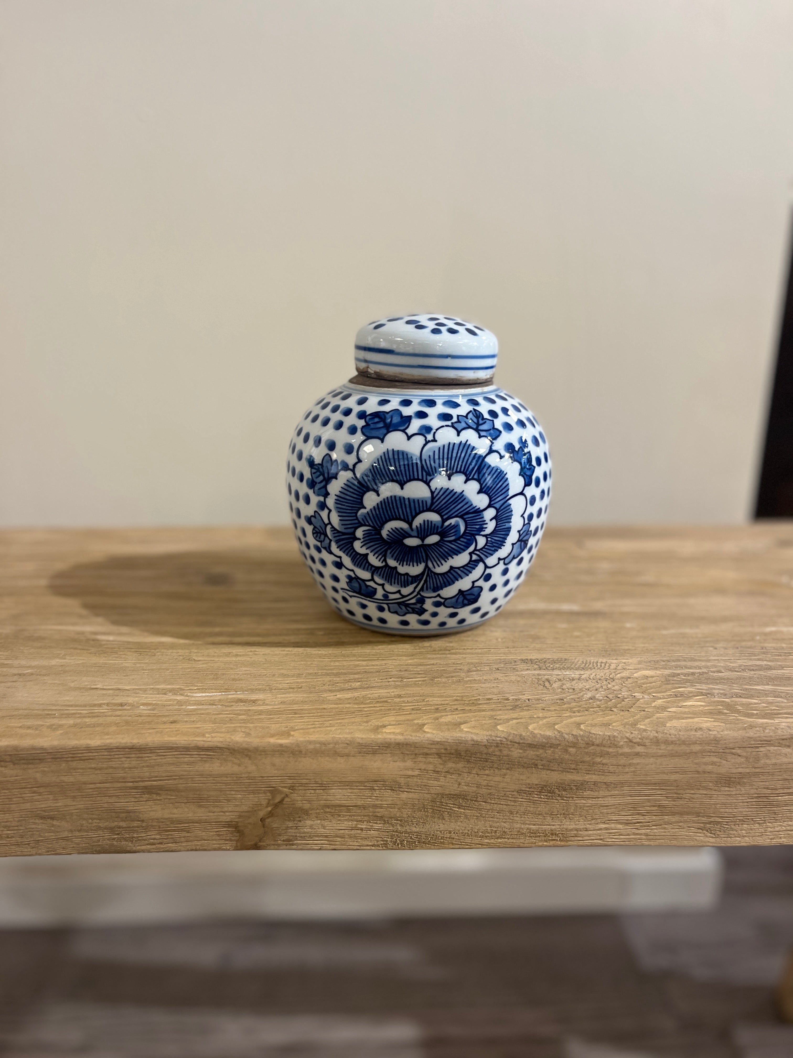 Små Chinoiserie Tea Jars