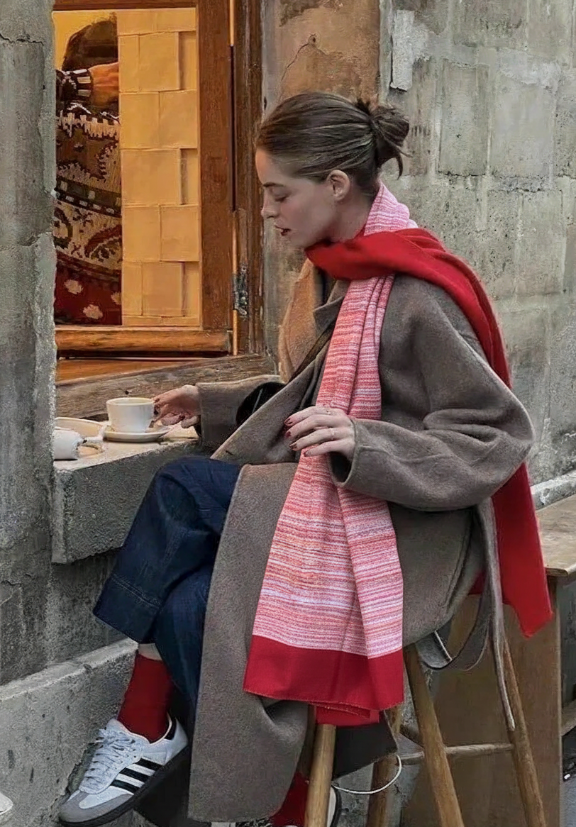 Kasjmir og silke sjal med rød striper