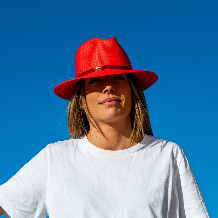 Coral hatt