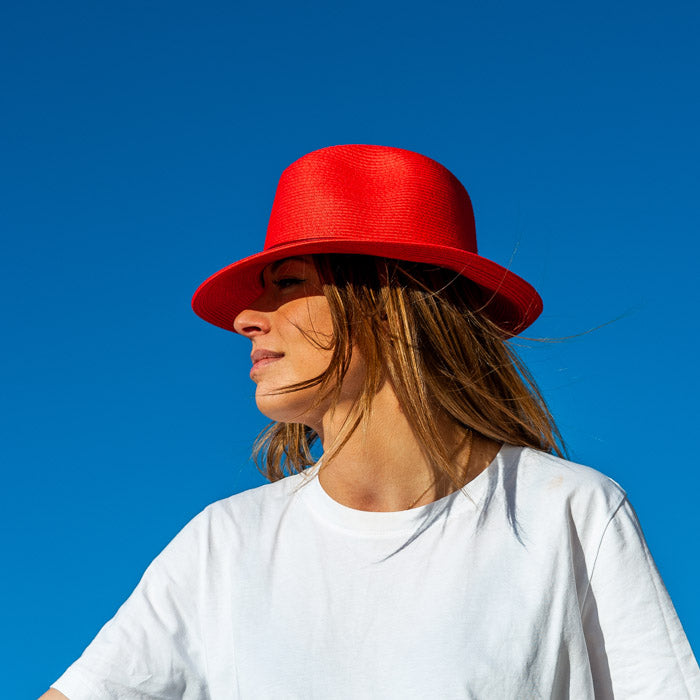 Coral hatt
