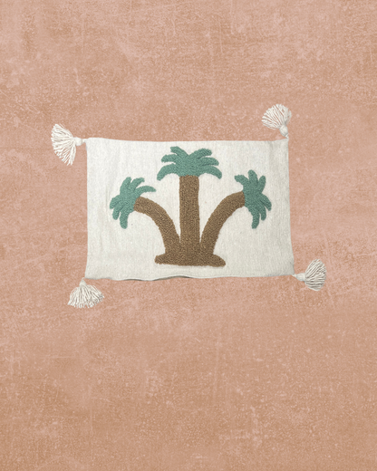 Beige putetrekk med palme motiv
