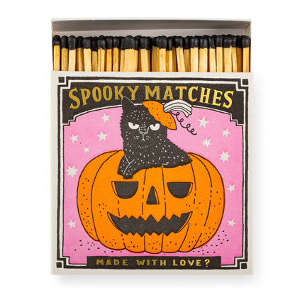 Spooky🎃 fyrstikker