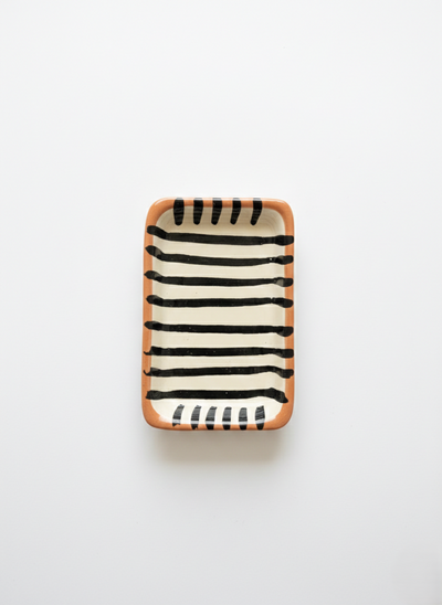 Avlangt fat - 'hold all' med terrakotta bunn