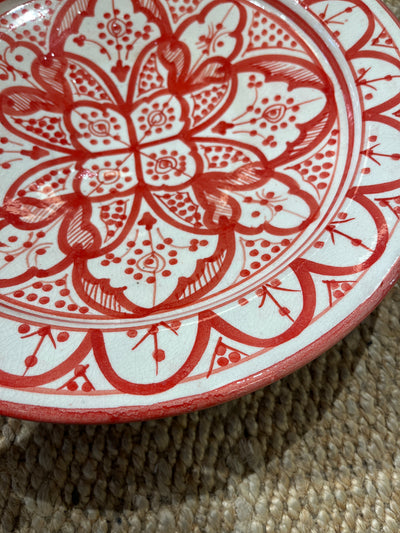 Rød marrokansk tallerken