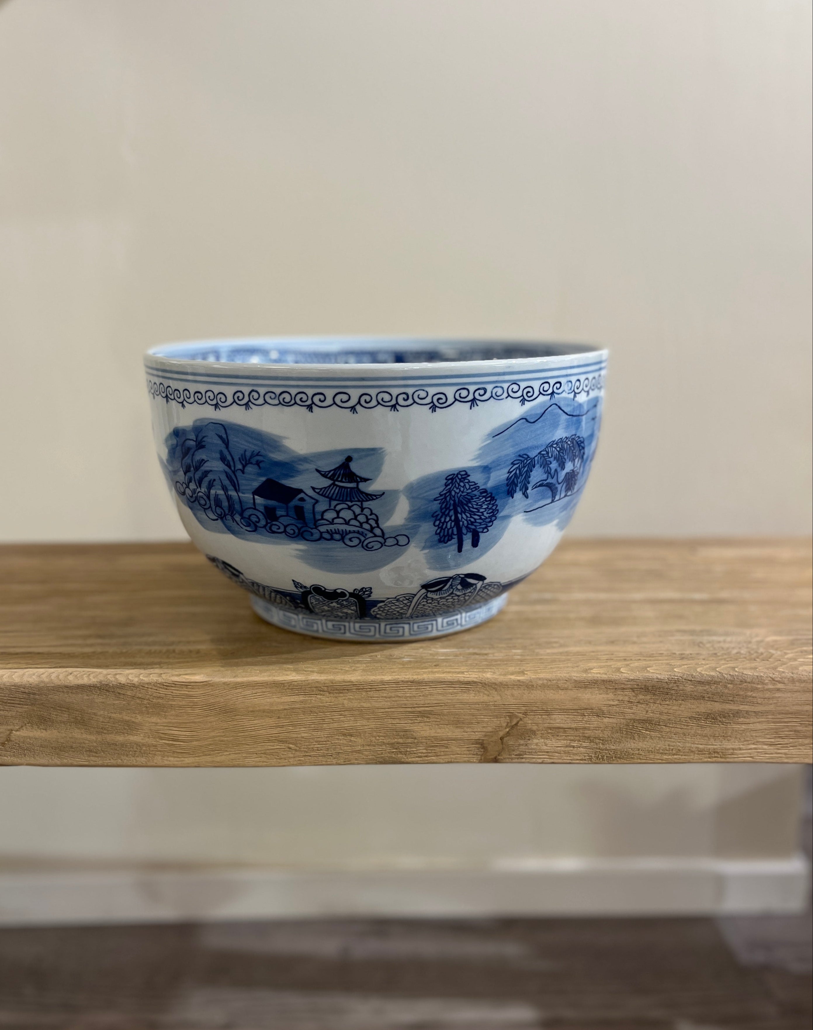 Blå og hvit Chinoiserie bolle - stor