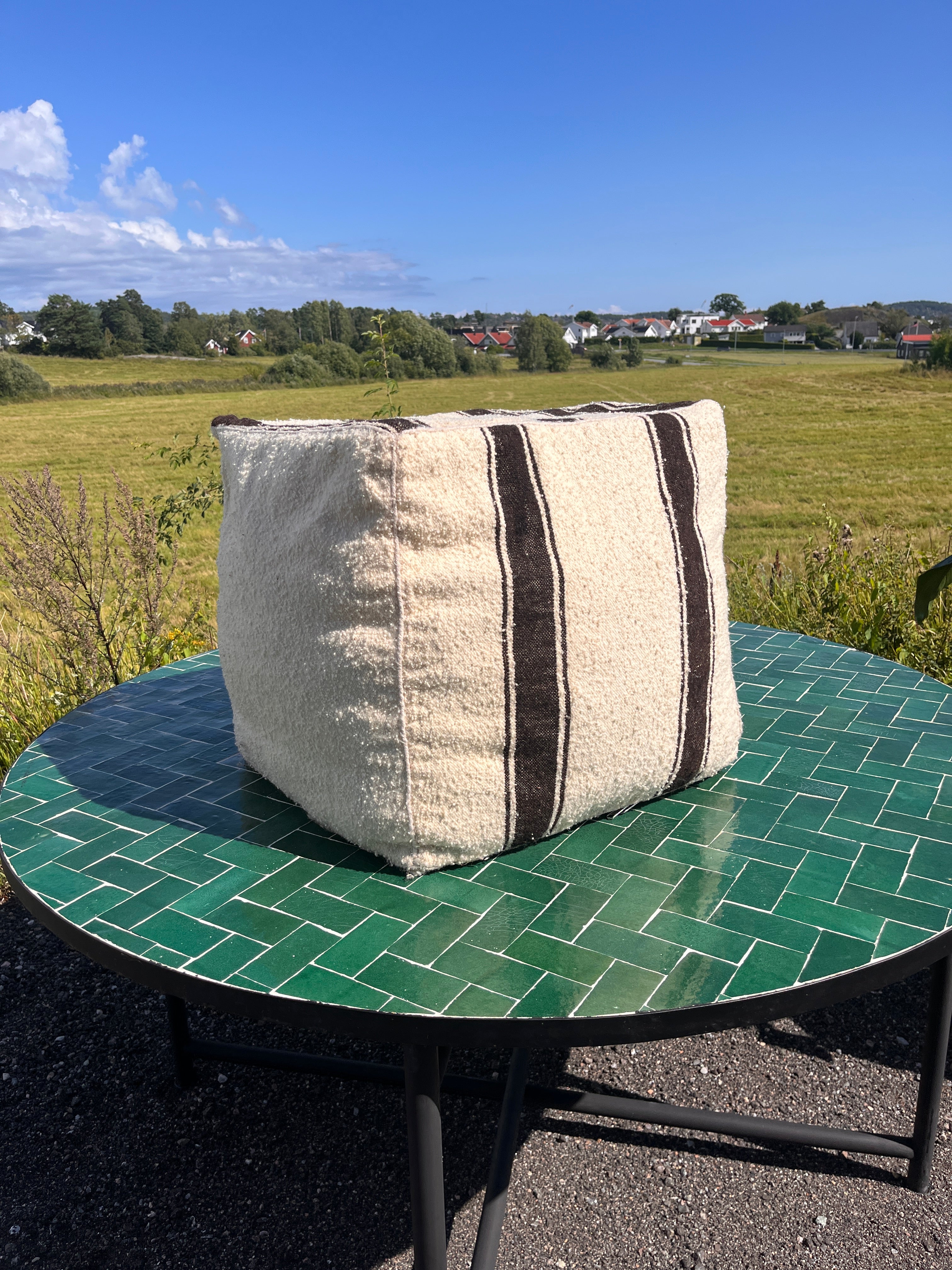 Høy pouf