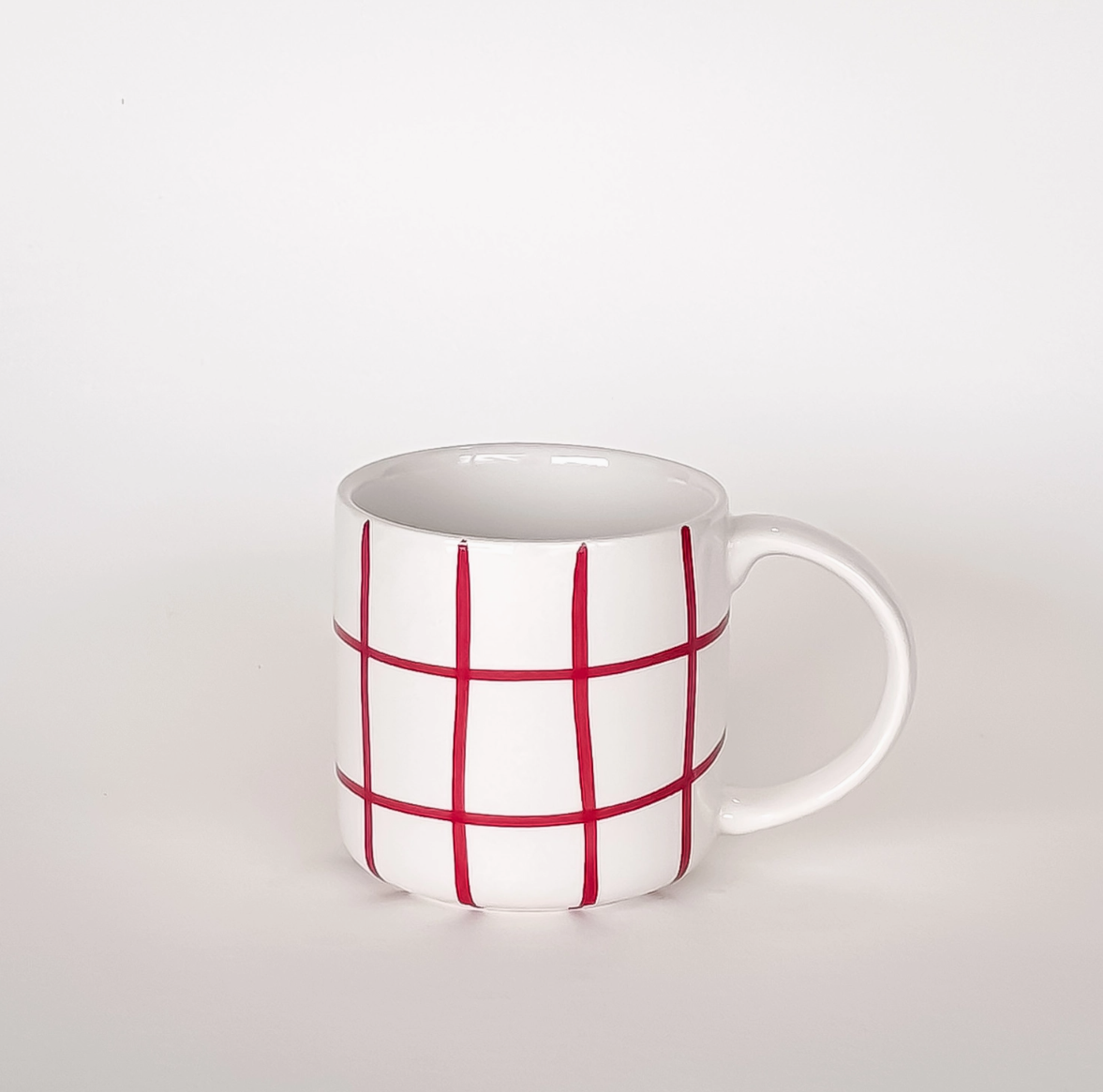 Krus med rød ruter