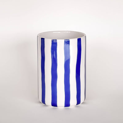 Vase med blå striper