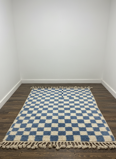 Håndvevd blått og hvitt ull gulvteppe