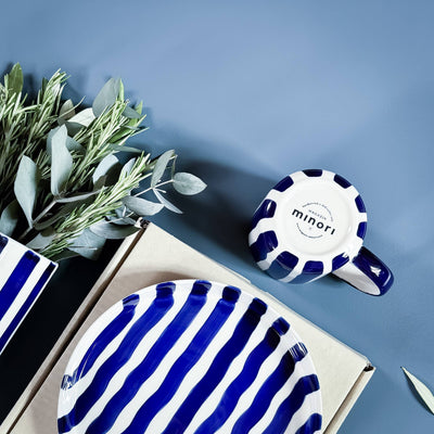 Blå stripete tallerken