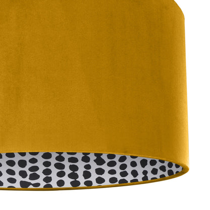 Mustard velvet/monochrome dot lampeskjerm